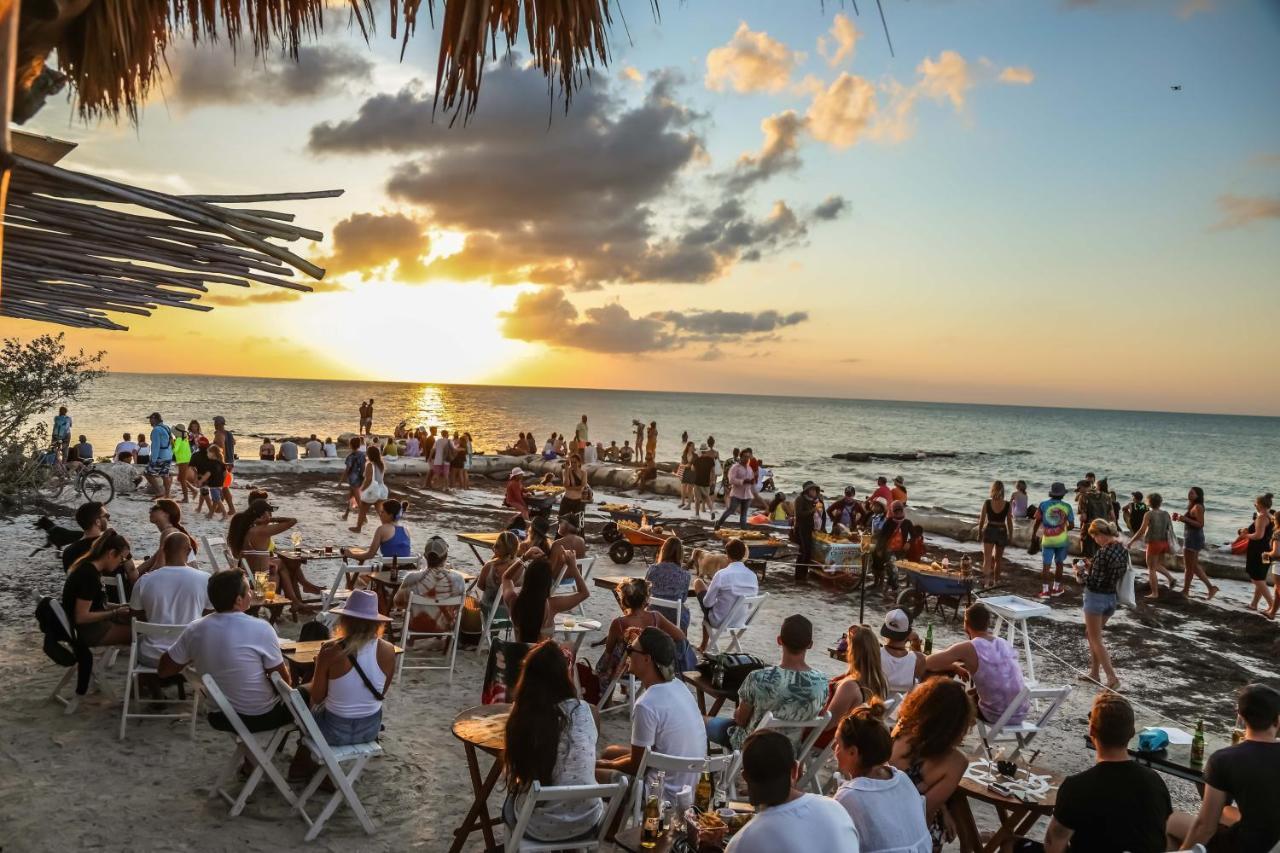 Отель La Casa De Mia Holbox Экстерьер фото