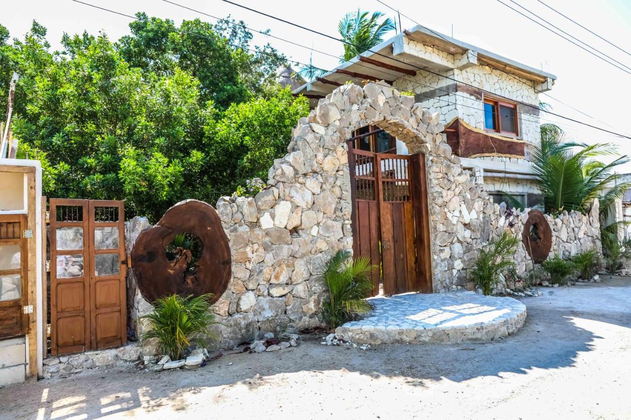 Отель La Casa De Mia Holbox Экстерьер фото